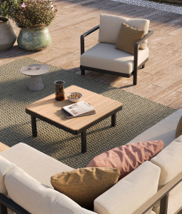 ТИК квадратный низкий садовый столик