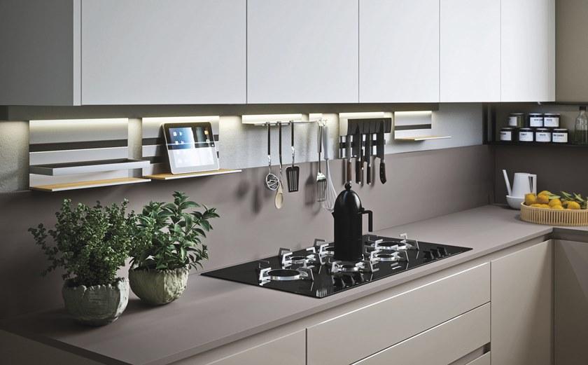 Alta Cucine Лакированная линейная кухня из дерева и стекла Sistema 22 sun-id-1400072 - Вид №3