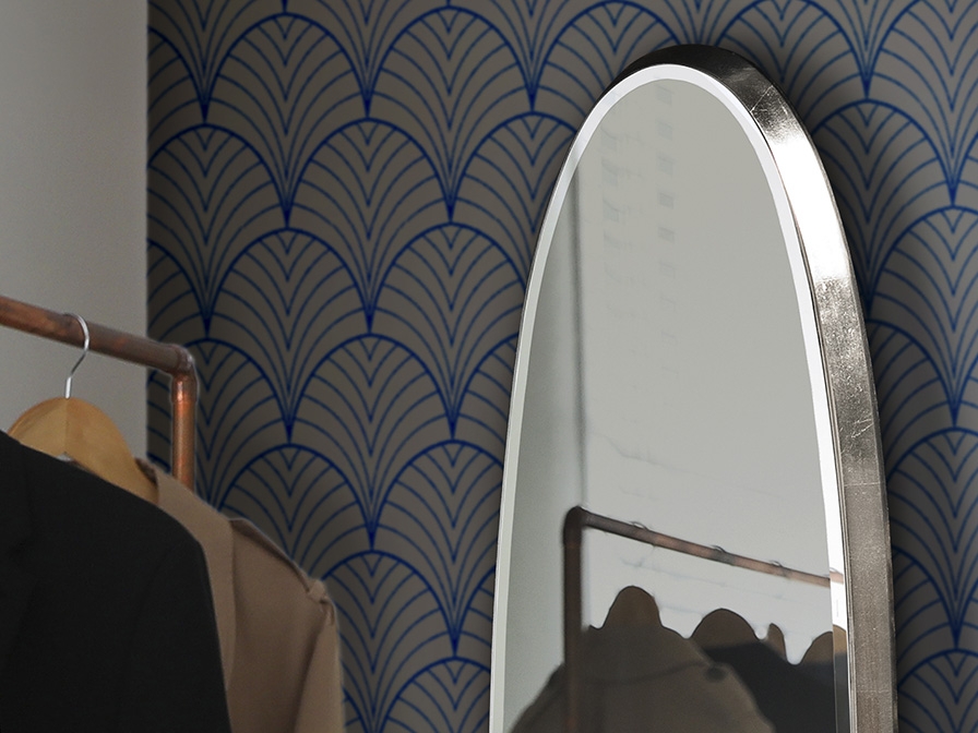 109233 Зеркало овальное 136x36 серебряное Schuller Aries