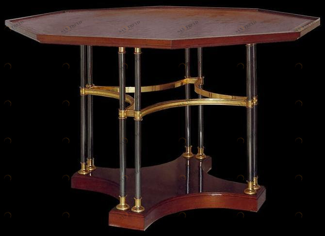 Tisserant Стол из красного дерева sun-id-1378122