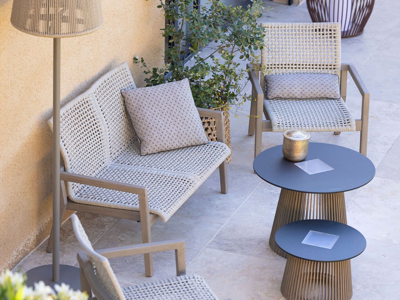 Веревочная садовая скамейка со спинкой и подлокотниками Les Jardins® Копенгаген ARCH-00046288 - Вид №5