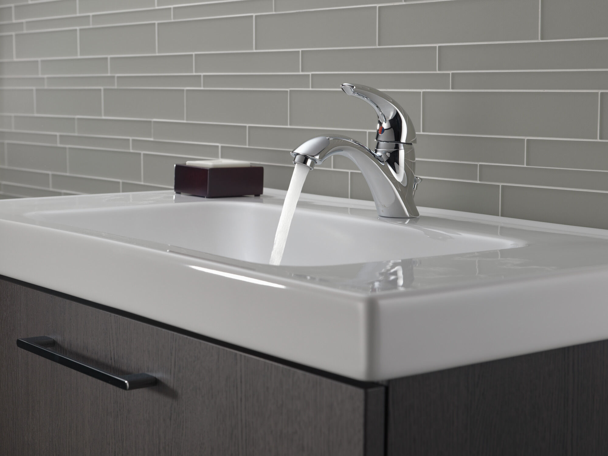 583LF-WF Смеситель для ванной с одной ручкой Delta Faucet Classic Хром - Вид №4