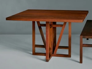 Vitamin Design Квадратный стол из массива дерева Fachwerk