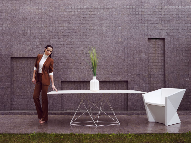 007513 Стол со стальными ножками Vondom Faz - Вид №1