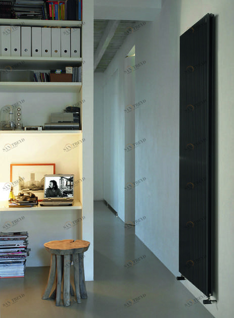 Tubes Radiatori Вертикальный настенный радиатор Basics Kv15d