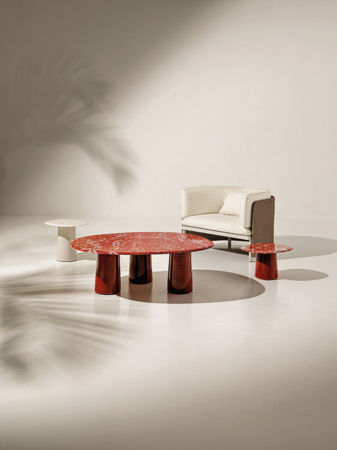 Журнальный столик с мраморной столешницей Ethimo Boldini ARCH-00028684 - Вид №4