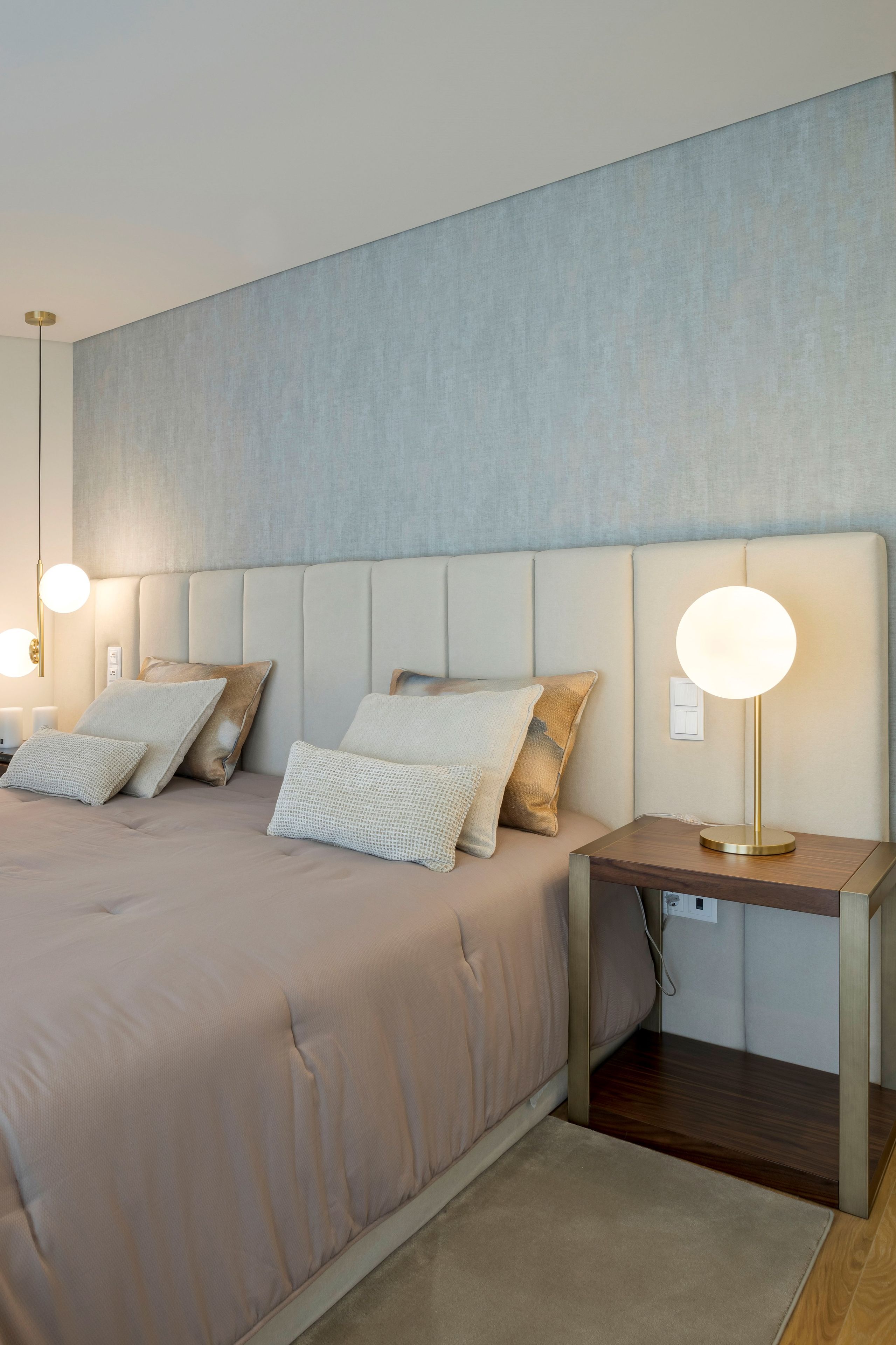 Квадратный журнальный столик из латуни и дерева Stylish Club ARCH-00095830 - Вид №7