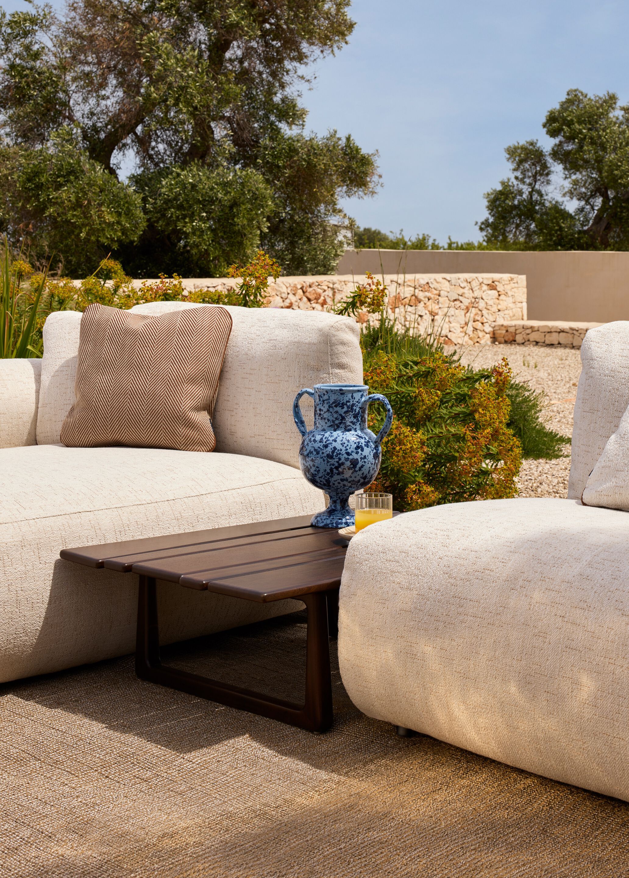 Тканевый модульный садовый диван Exteta Loro Piana Interiors, Стулья Delight от Exteta ARCH-00088589 - Вид №20