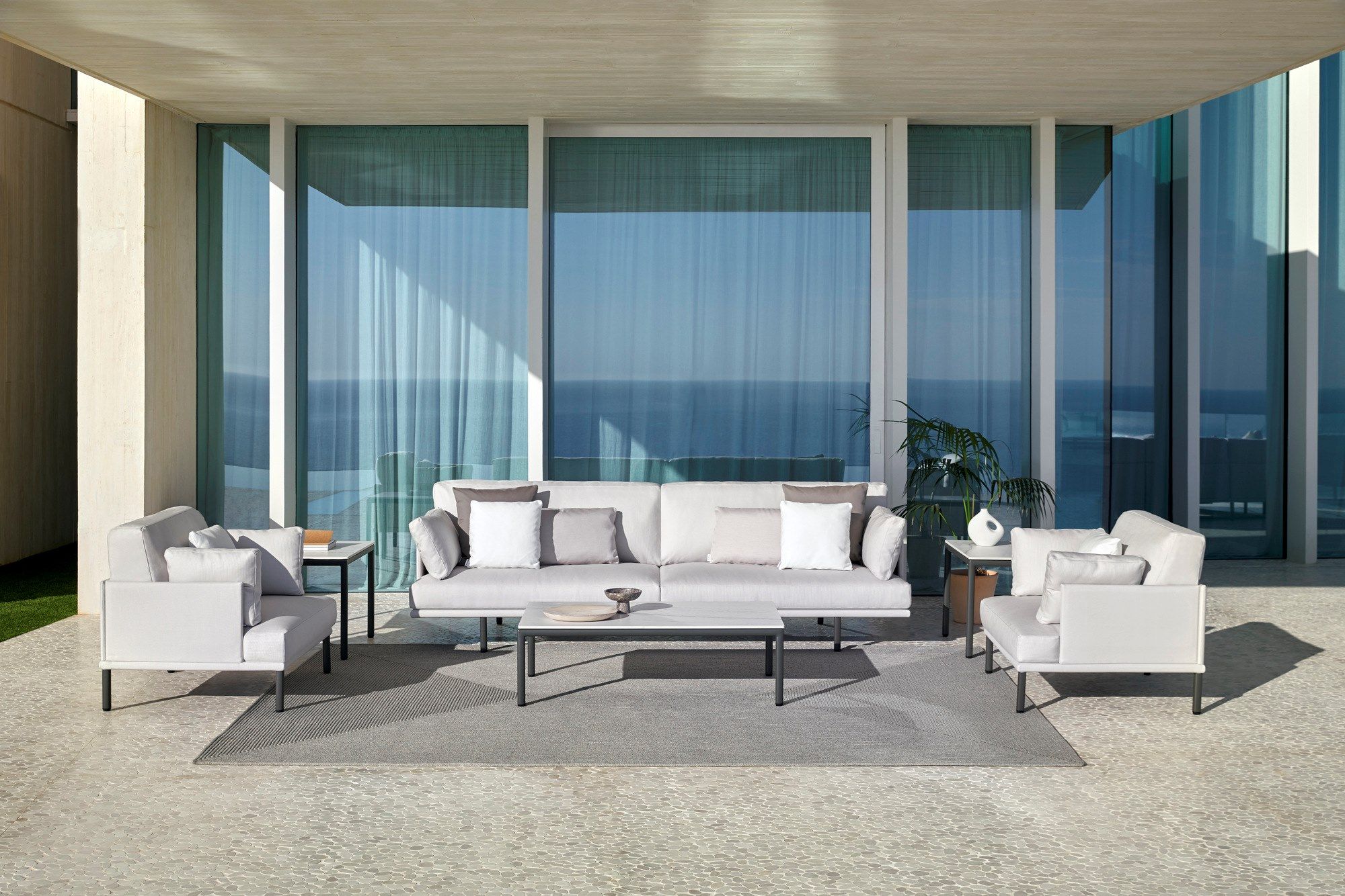 Прямоугольный садовый столик с керамической столешницей POINT Long Island ARCH-00056265 - Вид №1