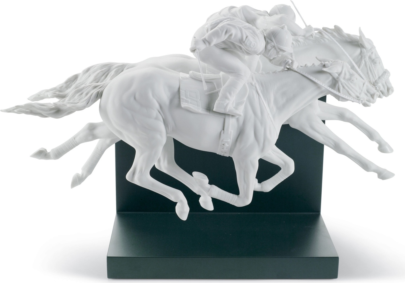 10669112 LLADRO Фигурка Lladro "Скачки" 44х28см Фарфор Lladró 