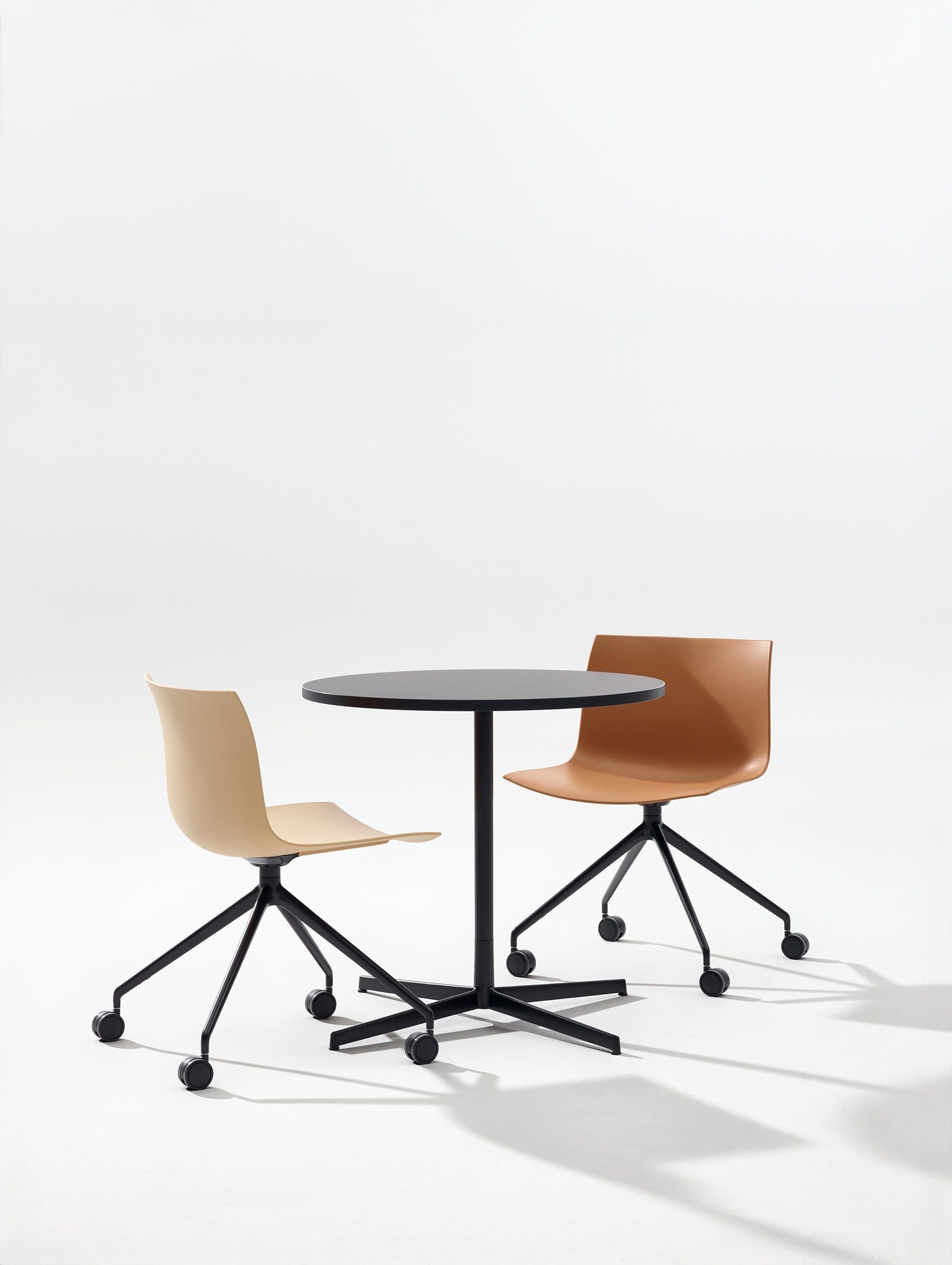 Стол со спицами Arper Wim ARCH-00041896 - Вид №1