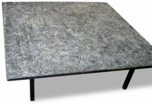 ICI ET LÀ Низкий квадратный журнальный столик Empreintes huellas