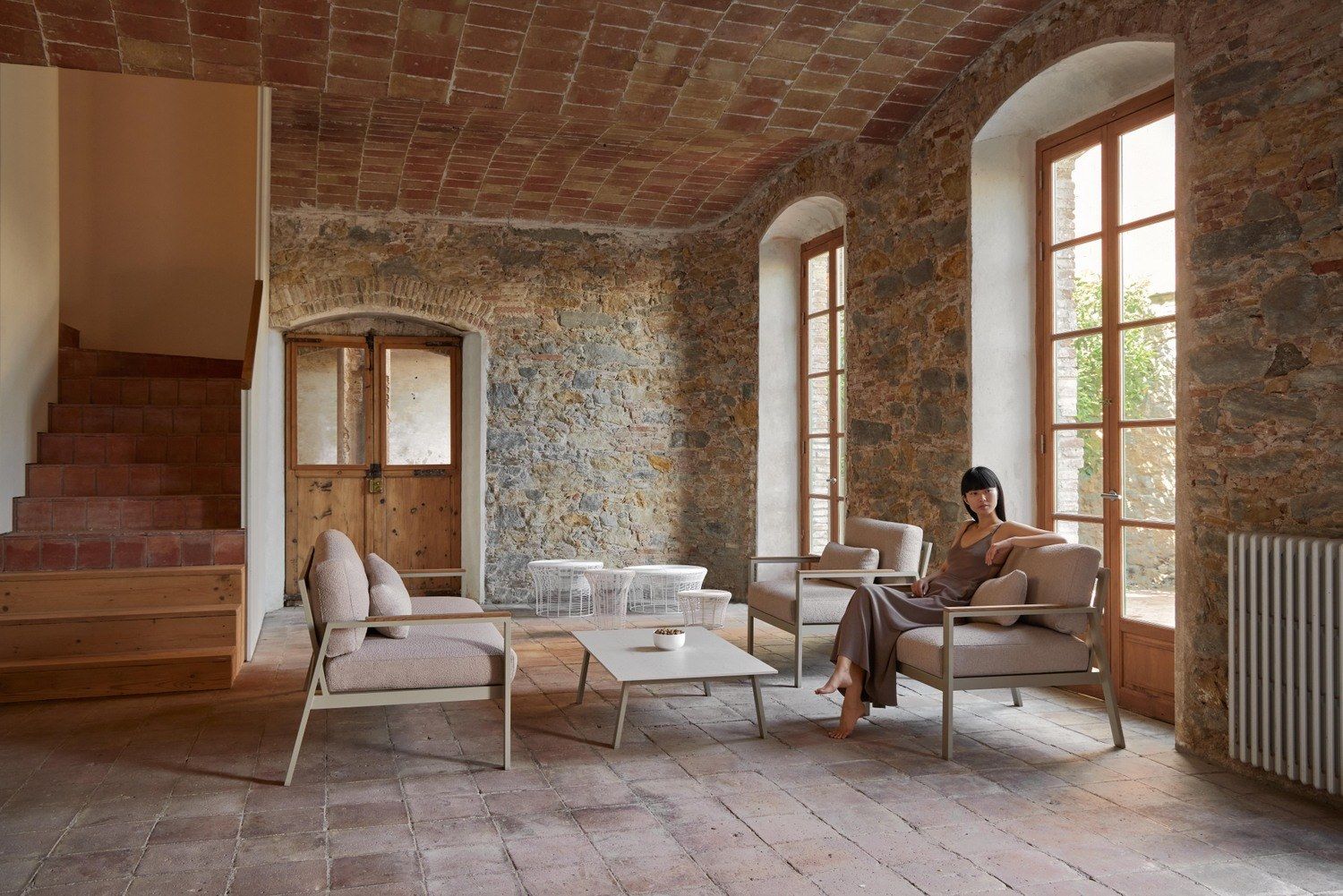 Круглый стол из нержавеющей стали GANDIABLASCO Арам ARCH-00136078 - Вид №6