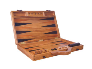 Настольная игра из тикового дерева