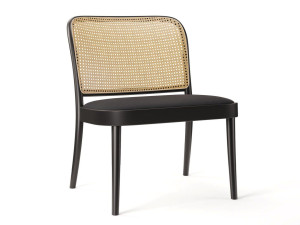 Кресло с мягким сиденьем