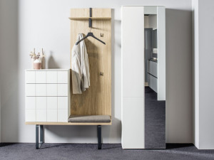 Входная мебель