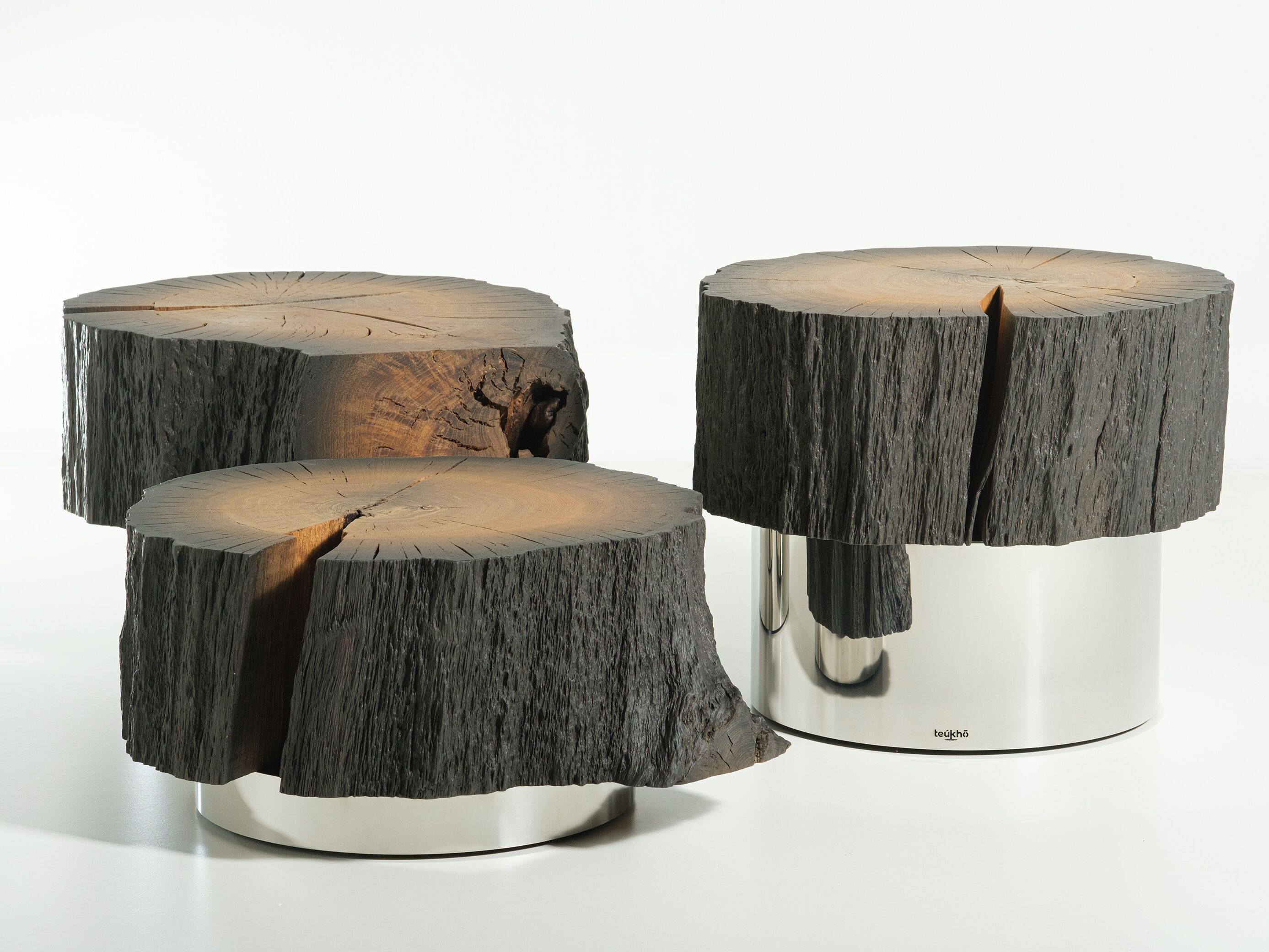 Низкий табурет из ископаемого дуба Teúkhō KÝKLOS ARCH-00072765