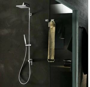 Nobili Rubinetterie Настенная душевая стойка с душевой лейкой Cube Cb00540/30cr