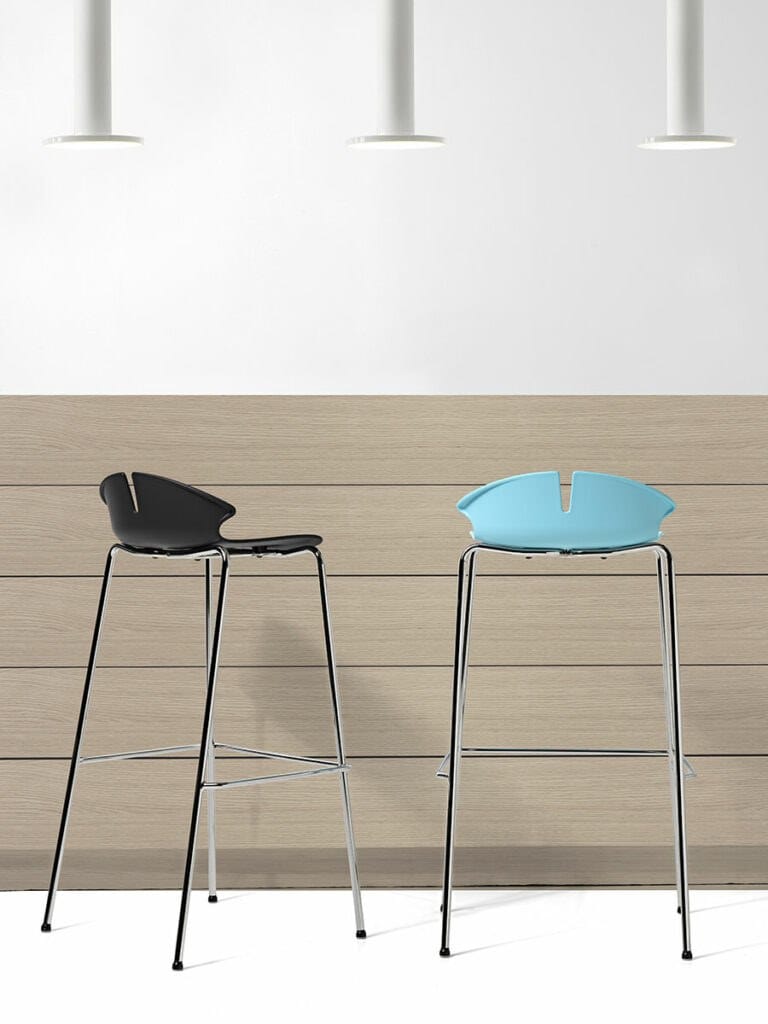 Высокий табурет из полипропилена с подставкой для ног Diemme Red Hot ARCH-00016352 - Вид №1