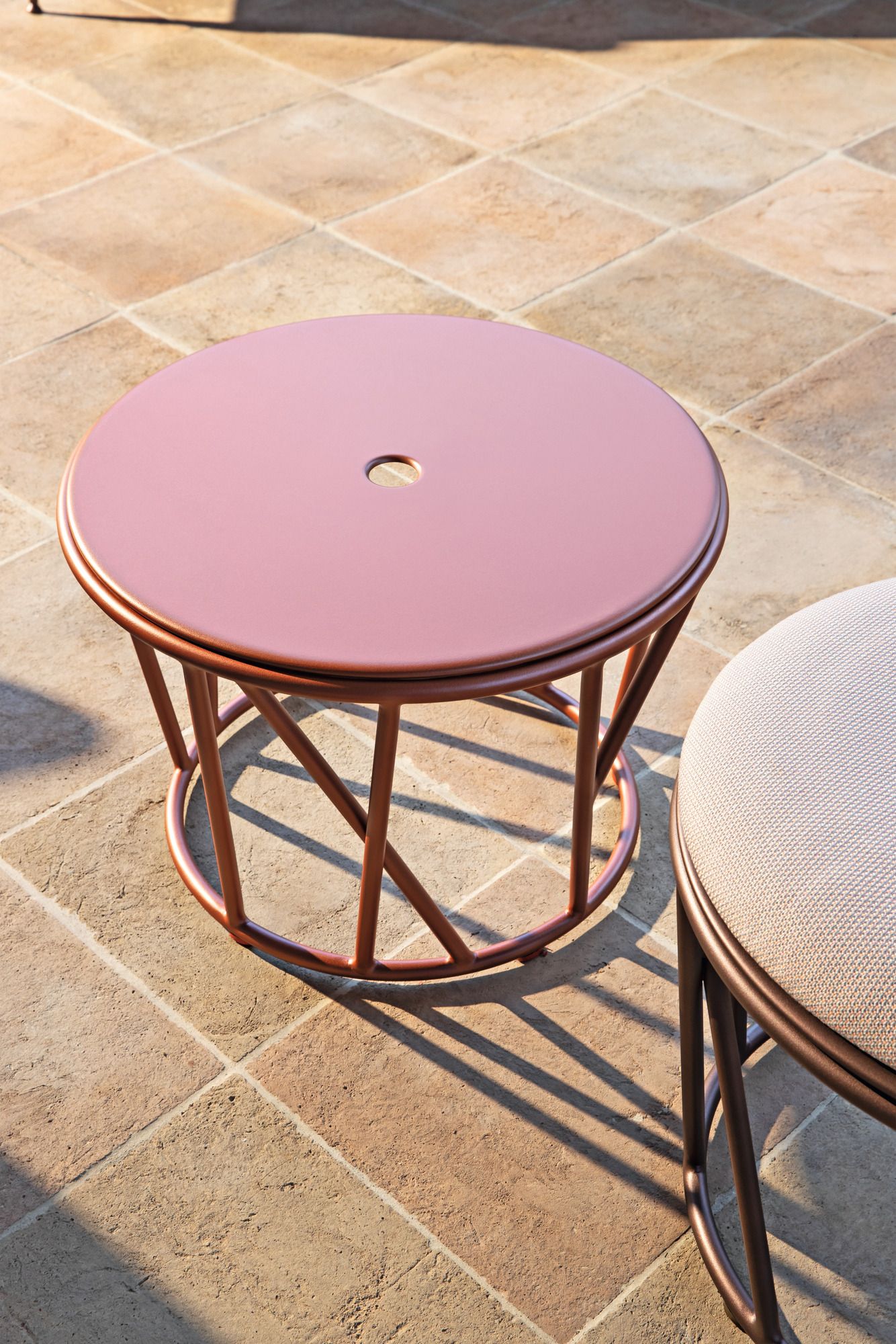 Алюминиевый круглый садовый пуф FAST ARCH-00059663 - Вид №3