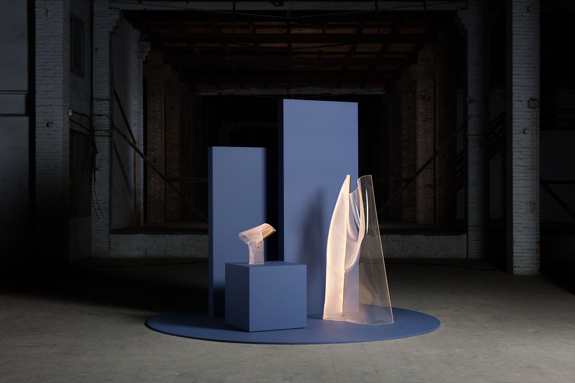 Акриловый светодиодный торшер ручной работы с диммером PARACHILNA GWEILO ARCH-00145989 - Вид №12