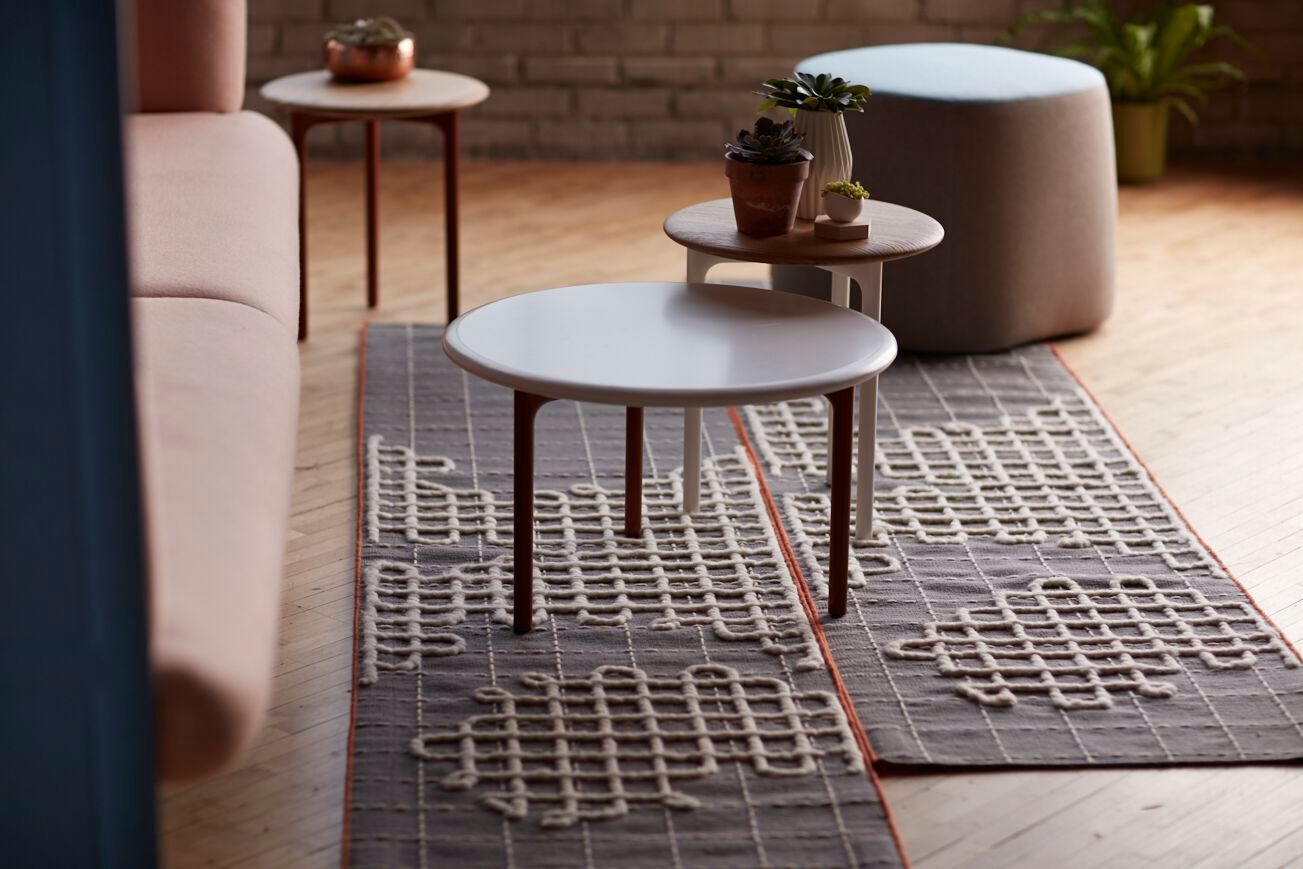 Круглый журнальный столик из массива дуба Haworth Openest ARCH-00058327 - Вид №5