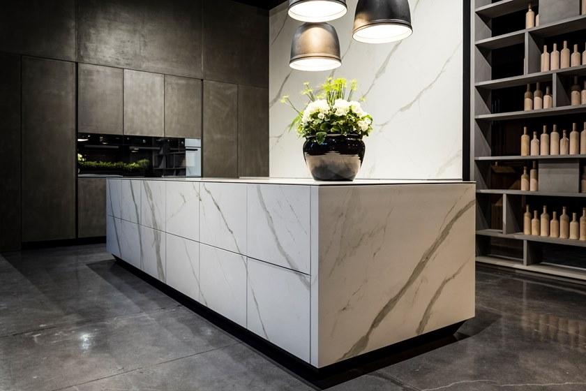 RIFRA Кухня с открыванием push-pull с островом Kube sun-id-1444871 - Вид №1