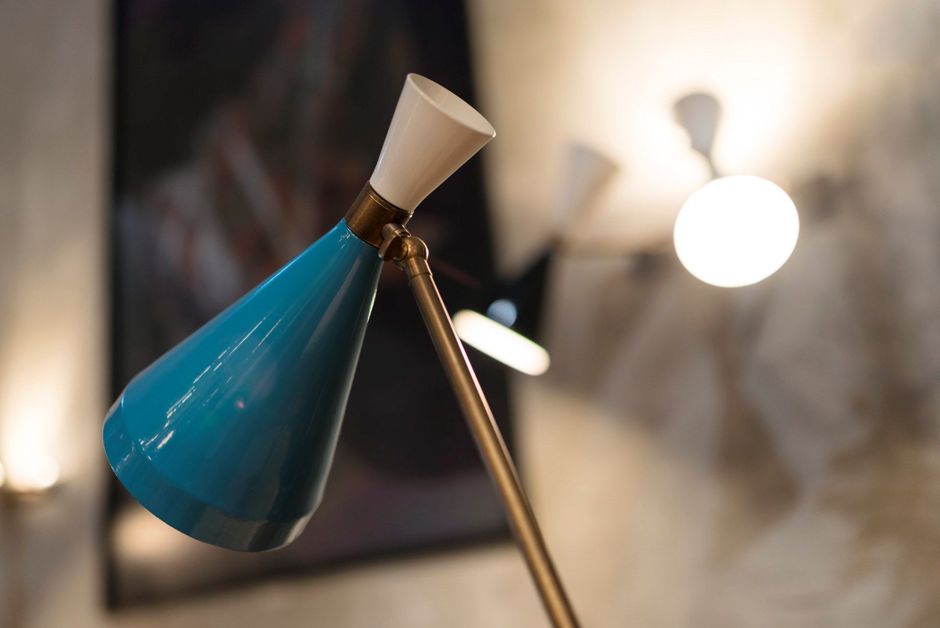 Латунная и алюминиевая настольная лампа Mantellassi 1926 пинбол ARCH-00009464 - Вид №2