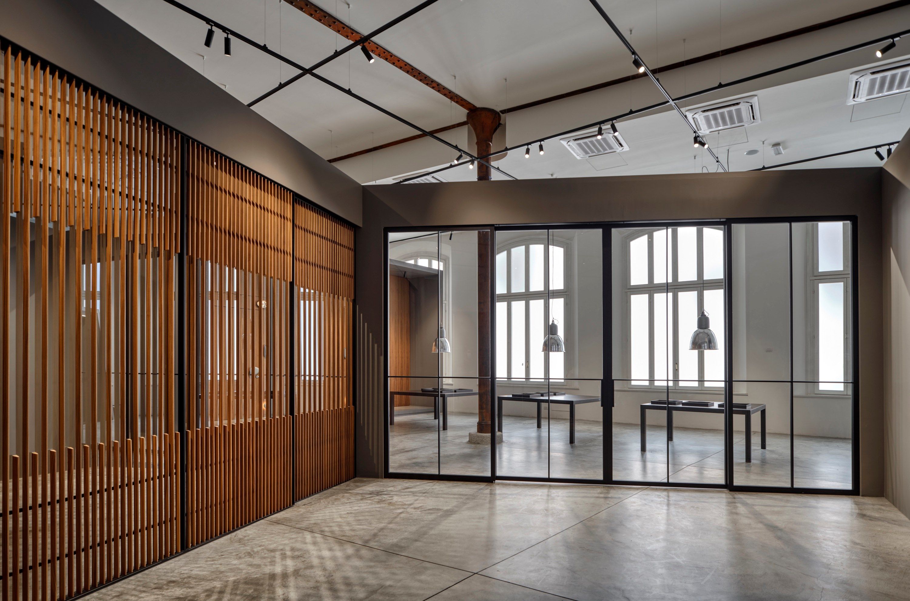 Стеклянная дверь Lualdi раздвижные и поворотные стеклянные системы ARCH-00024476 - Вид №18