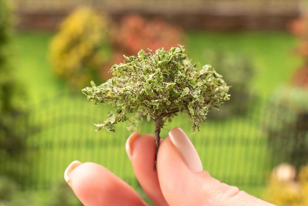 011-kr-006 Зелёные кусты для макетов 3 шт. Morrison 