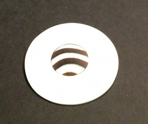 LR39 Брошь, клен, эбеновое дерево 6смx6см Larondelle