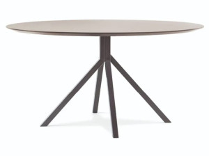 Круглый стол со стальной рамой