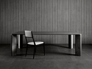 Прямоугольный мраморный стол