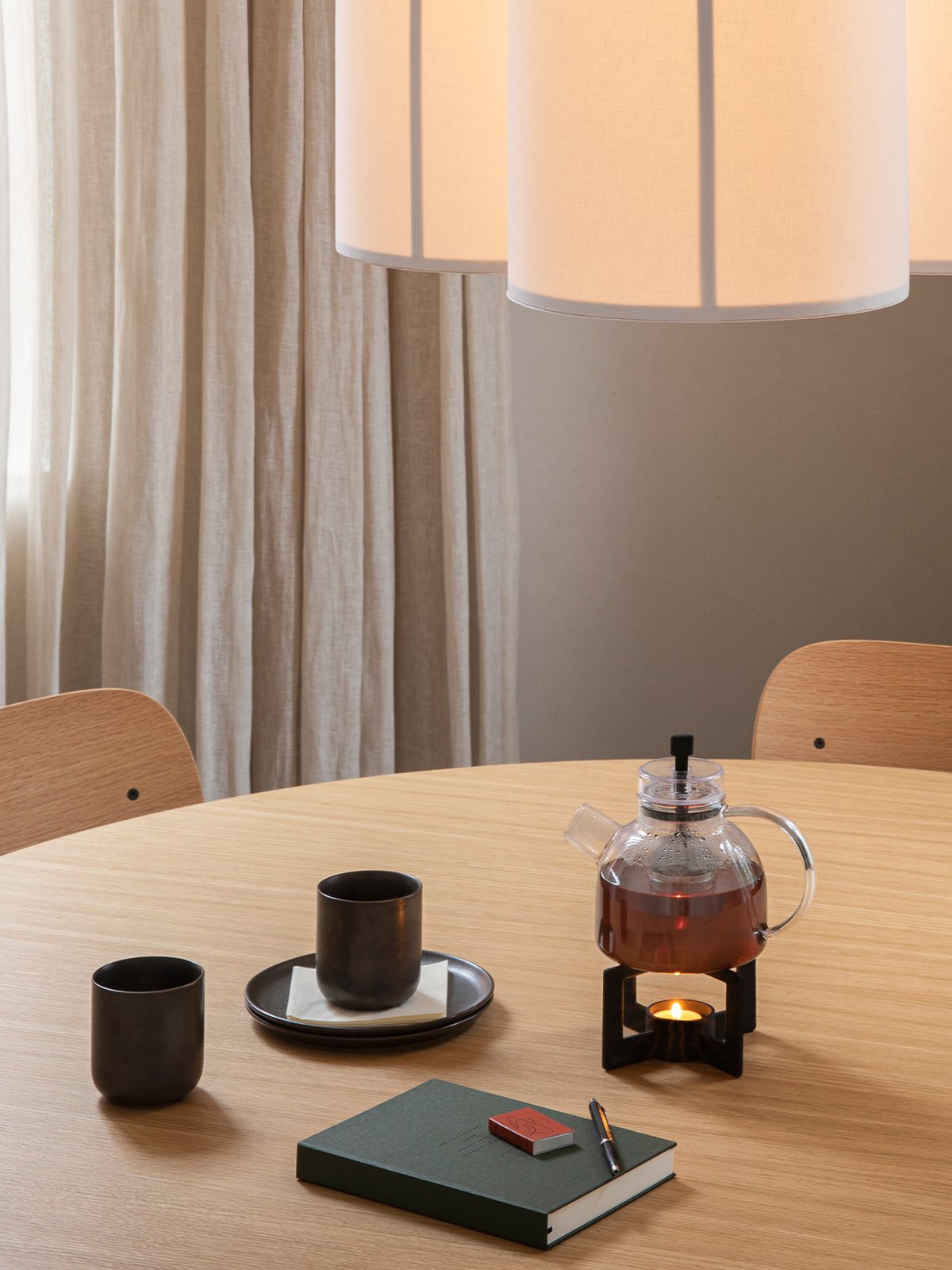 4545539 MENU Литой подогреватель чая 