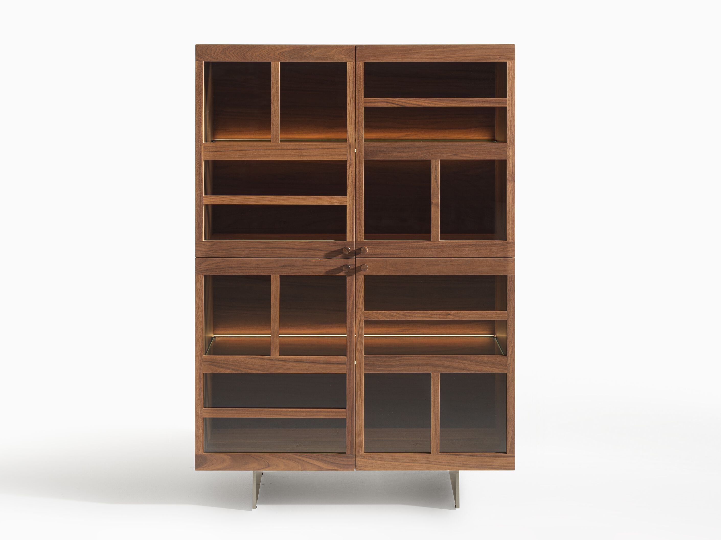 Деревянная витрина со встроенным освещением Casamania & Horm Torii ARCH-00132334 - Вид №3