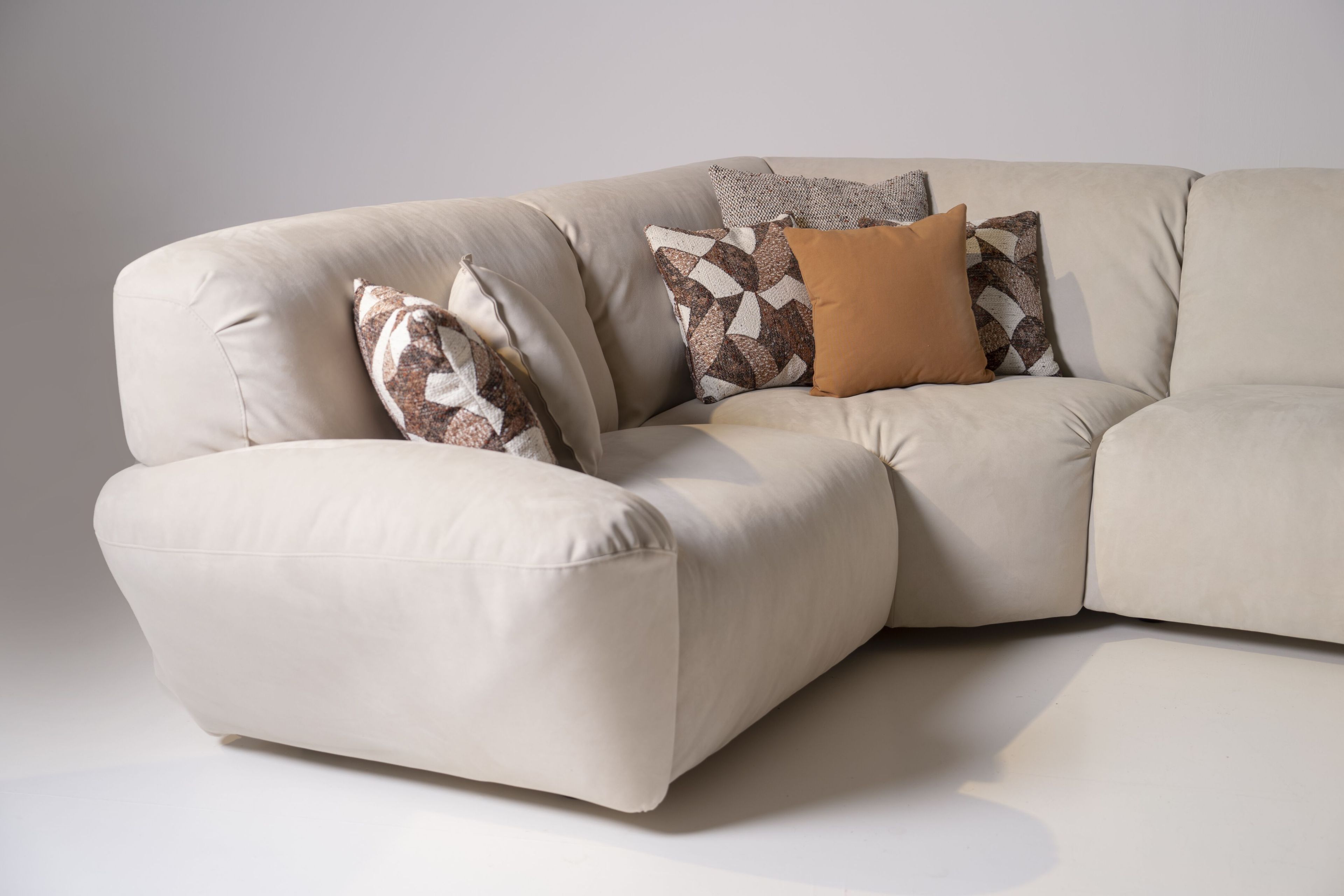Угловой диван из микрофибры Mantellassi 1926 Beluga ARCH-00092357 - Вид №3