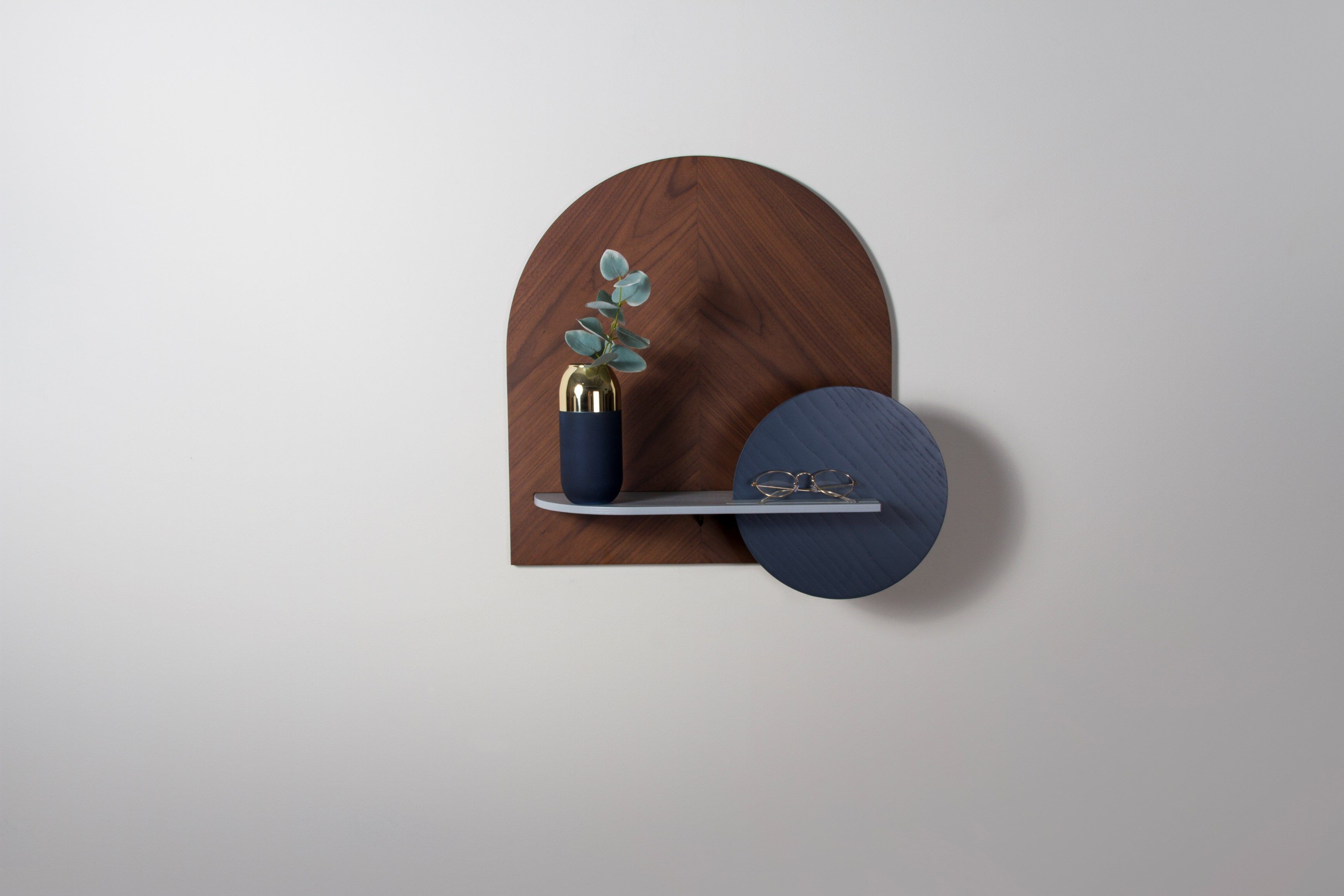 Деревянная полка со скрытым отсеком для хранения Woodendot Alba ARCH-00041679 - Вид №3