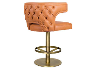 Высокий кожаный поворотный стул с подлокотниками