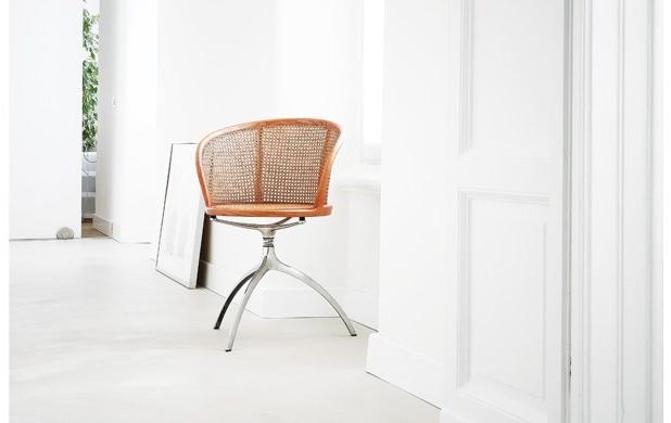 Alias Кресло вращающееся на козелке Young lady tree table sun-id-1485661 - Вид №3