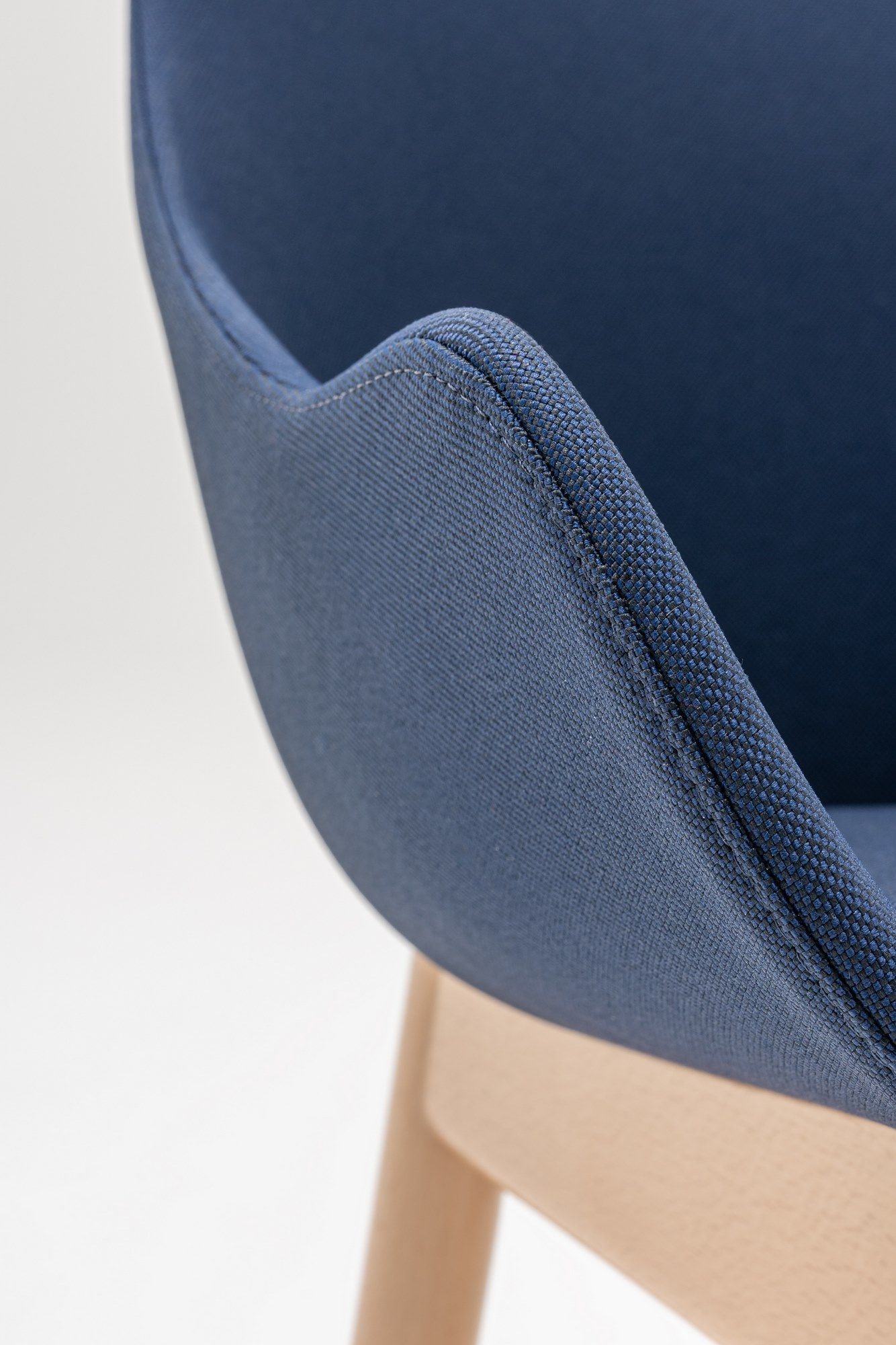 Мягкий тканевый стул с подлокотниками MDD Baltic ARCH-00080686 - Вид №19