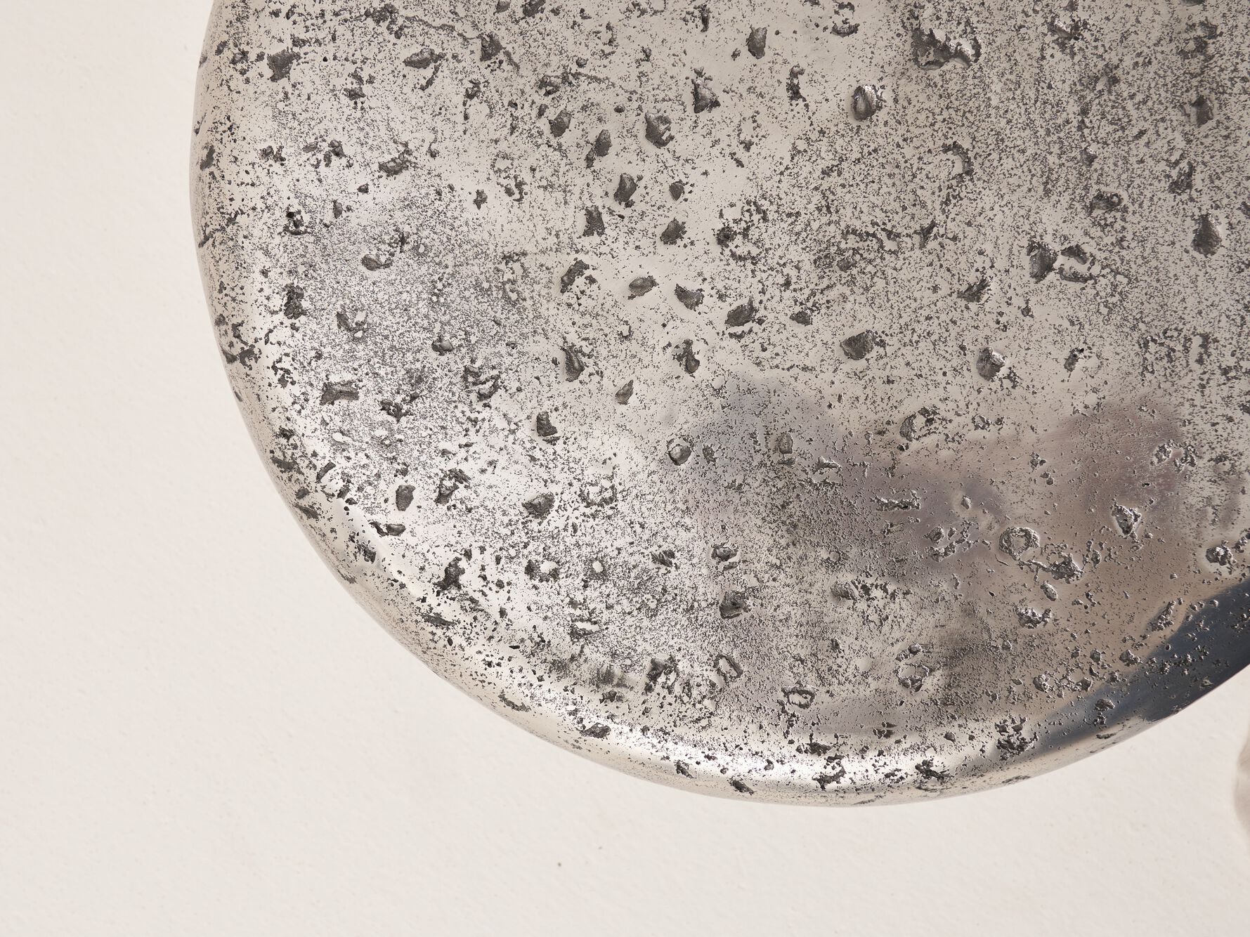 Круглый алюминиевый журнальный столик LO Contemporary CRATER ARCH-00035319 - Вид №4