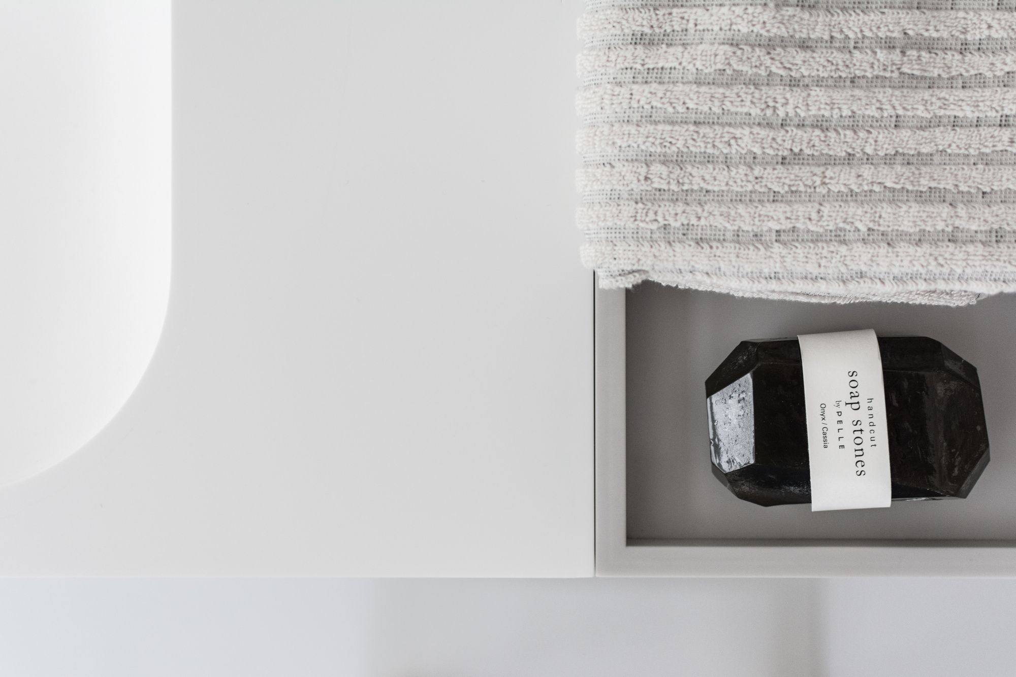 Прямоугольный подвесной умывальник в HIMACS Not Only White ARCH-00047505 - Вид №17