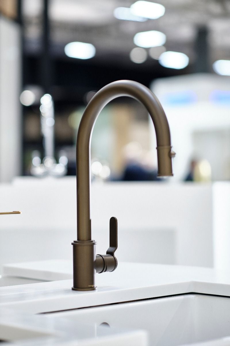 4544HT Однорычажный смеситель Armstrong с ополаскивателем при ополаскивании и текстурированной ручкой Traditional Perrinandrowe - Вид №4