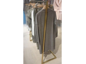 Латунная напольная вешалка для одежды