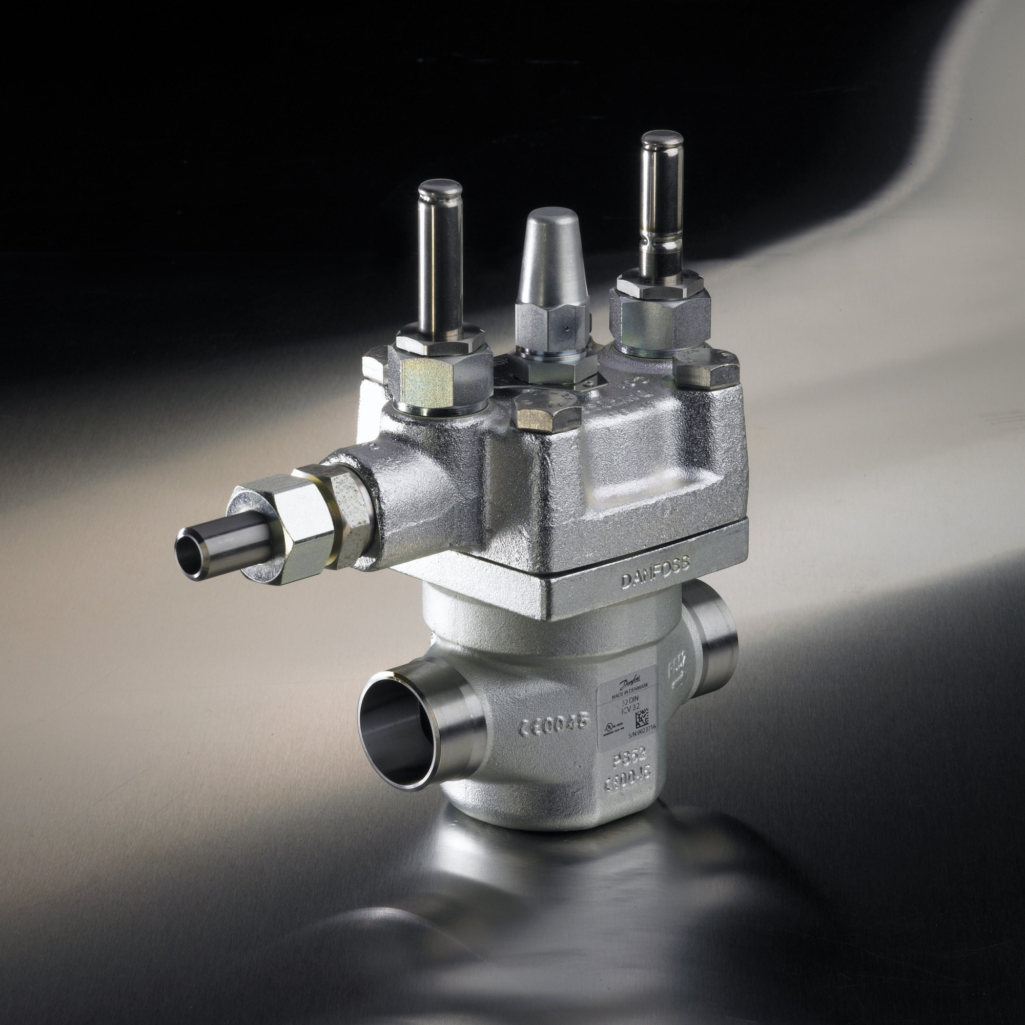 Danfoss ICLX — двухступенчатые клапаны ICLX 150 (D 150) Клапан соленоидный 027H7167  - Вид №8