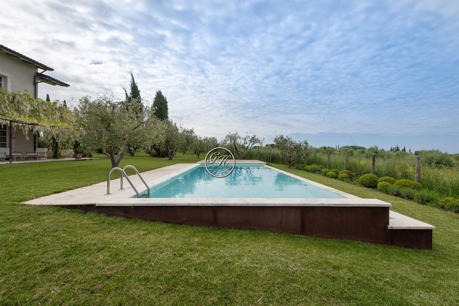 Бассейн из натурального камня с водопадом GH LAZZERINI Piscina 19 ARCH-00085972 - Вид №2