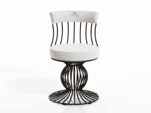 Железный стул