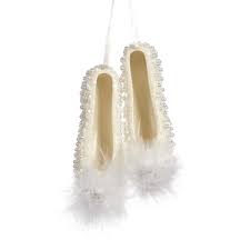 TR 23139 Балетные туфельки, перья, белый 11.5 см (цена за пару) GOODWILL