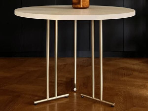 Круглый кожаный журнальный столик