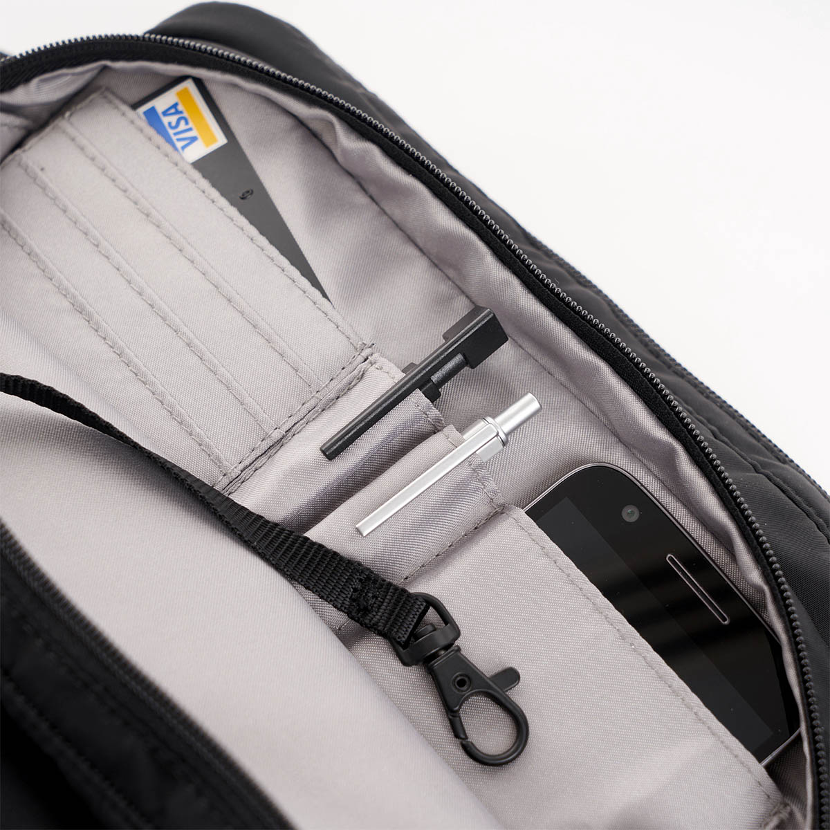 HIC226/003-06 Молодежная сумка HIC226 Metro RFID Hedgren Inner City  - Вид №3